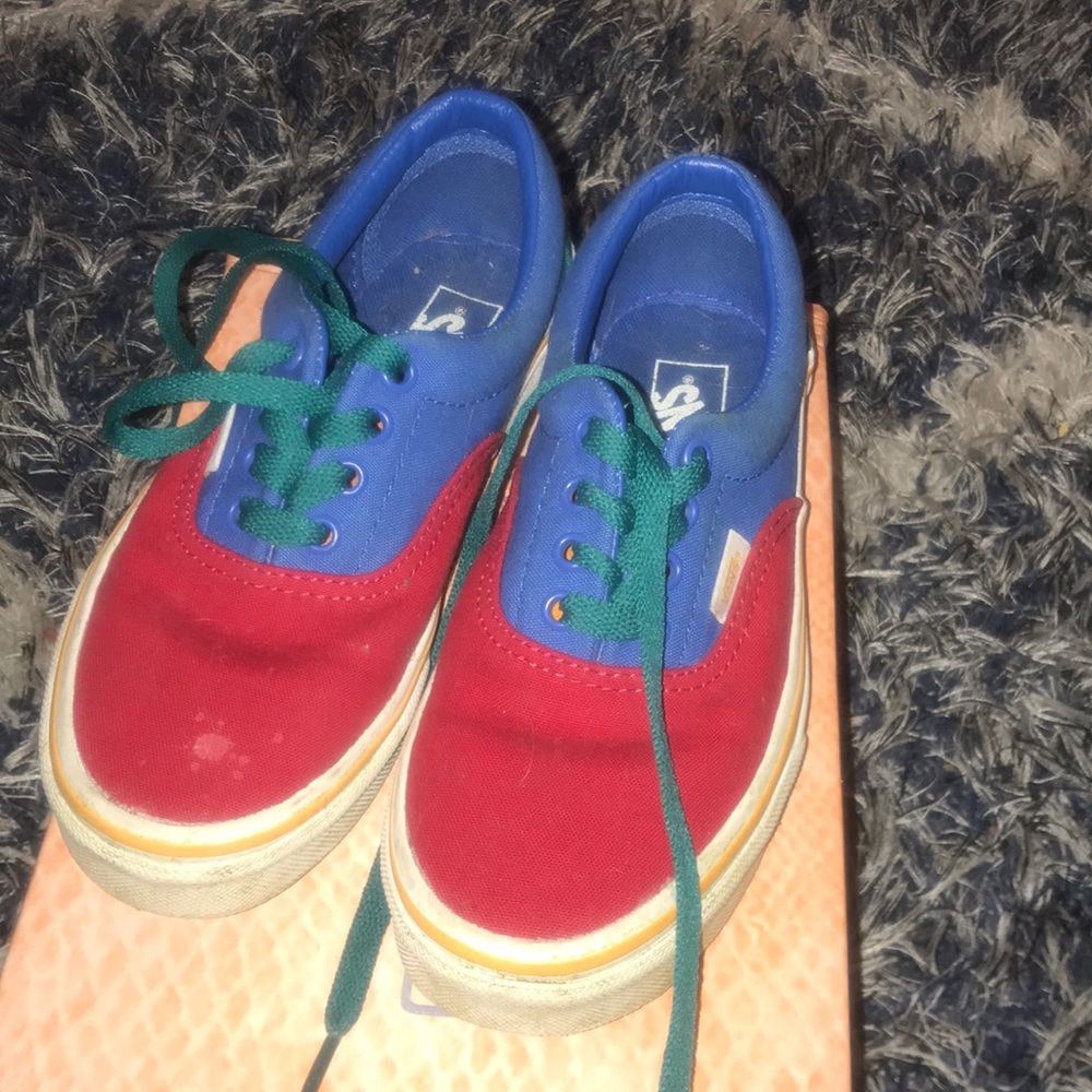 Sneakers